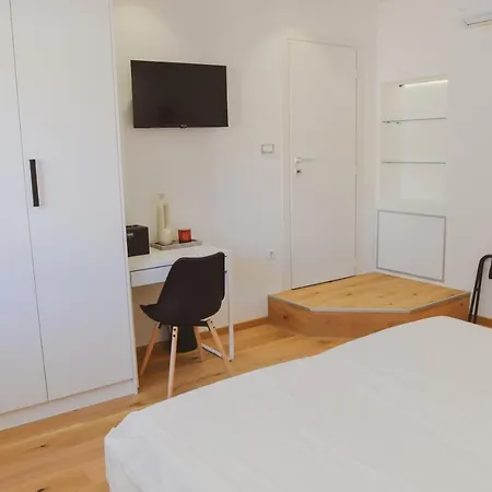 Apartment White