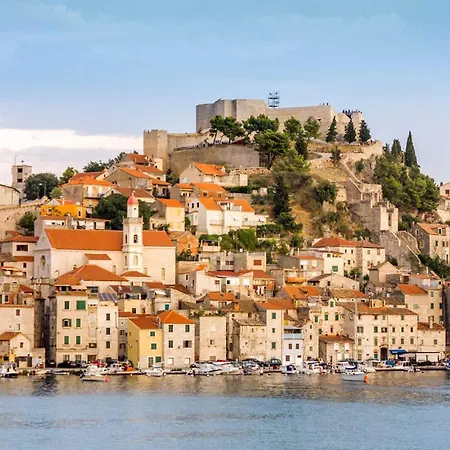 White Šibenik